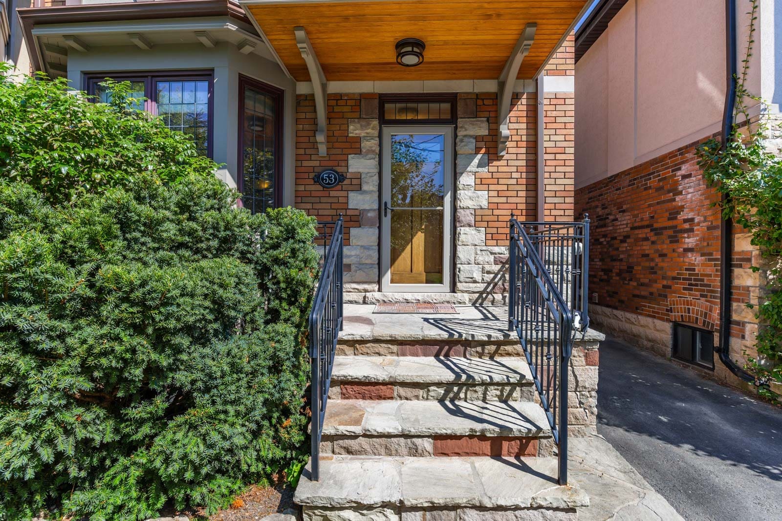 53 Armadale Avenue Sidorova Inwood Team